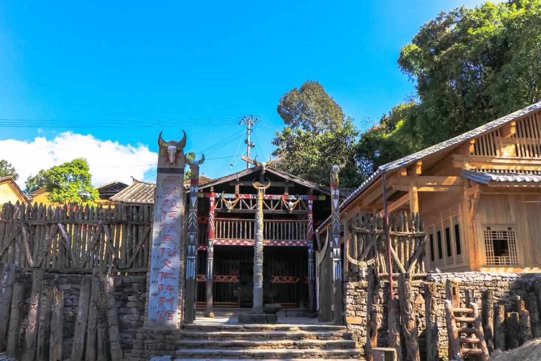  騰沖田園村落之世外桃源司莫拉佤族村