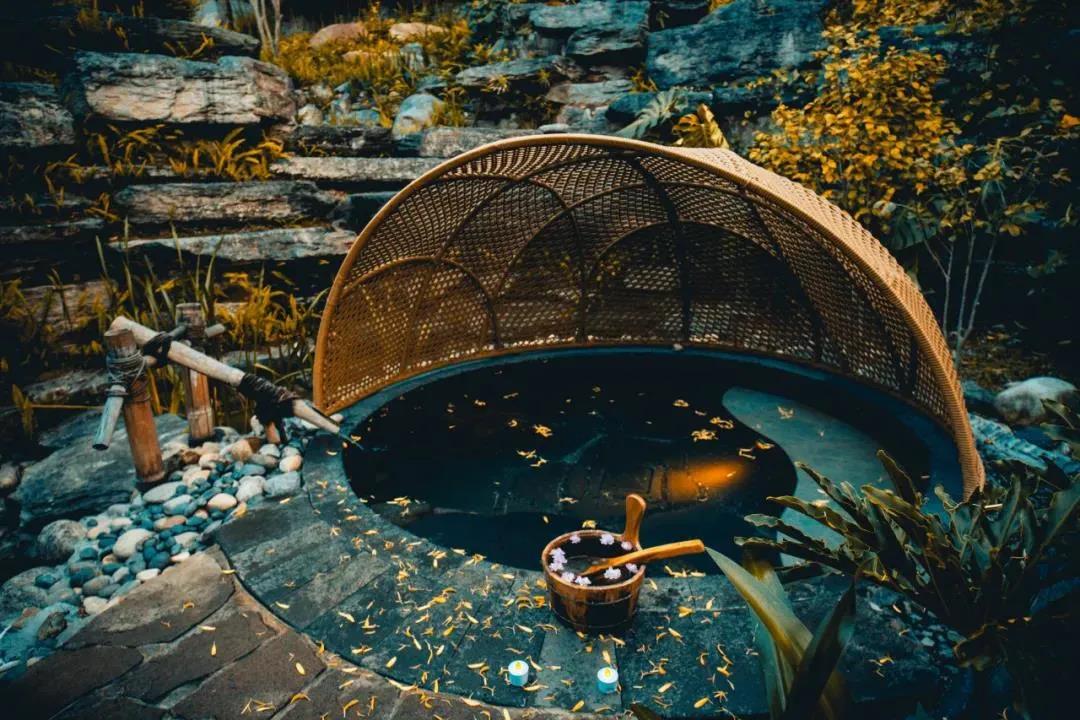 來騰沖泡溫泉，一起感受山谷里自然流淌的溫暖