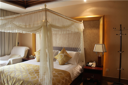 瑞麗會(huì)議酒店